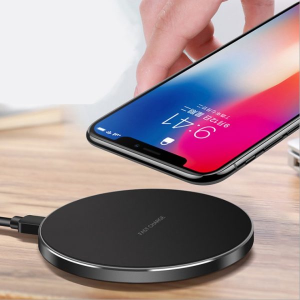 CARREGADOR-DE-CELULAR-SEM-FIO-TURBO